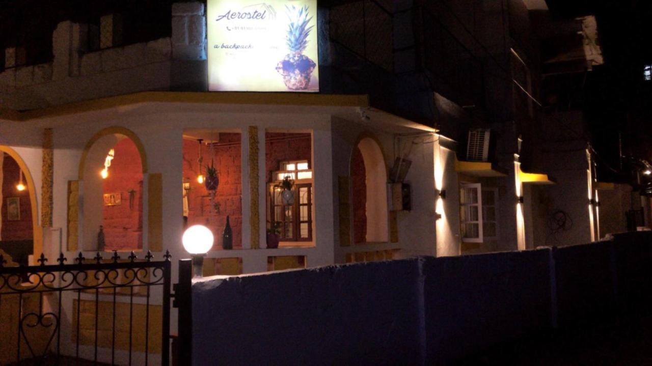 Aerostel - Backpacker'S Hostel In Goa กาลังกูติ ภายนอก รูปภาพ