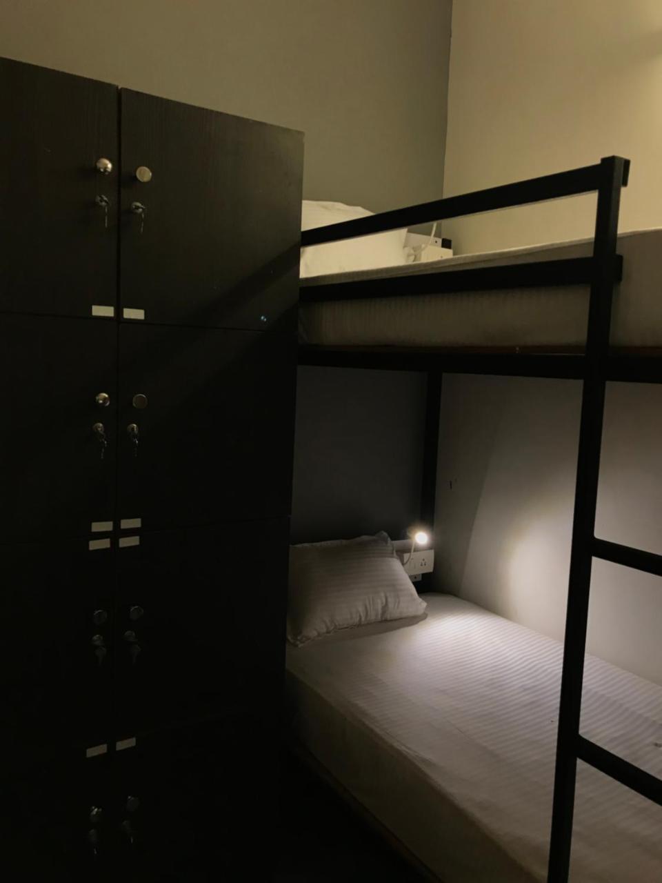 Aerostel - Backpacker'S Hostel In Goa กาลังกูติ ภายนอก รูปภาพ